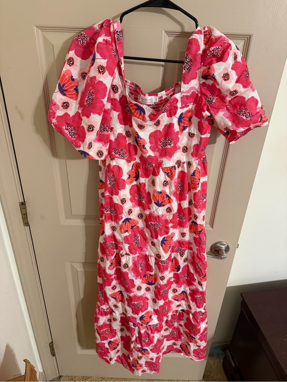 Bright Pink Floral Puff-Sleeve Midi Dress